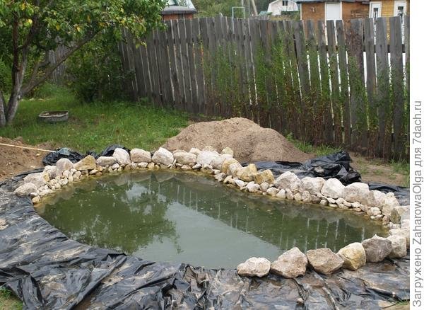 Декоративный  водоём на даче