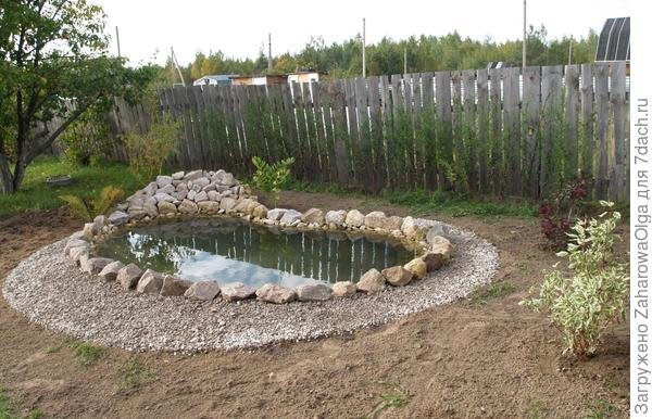 Декоративный  водоём на даче